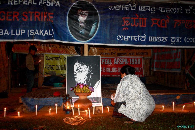 Irom Sharmila 12 years of fast: Candle Light vigil at JN Hospital (JNIMS), Porompat, Imphal :: Nov 5 2012