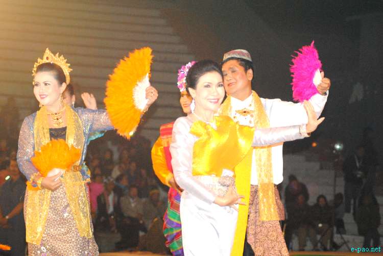 Thai Cultural Dance at the Manipur Sangai Tourism Festival 2011 :: 28 Nov 2011