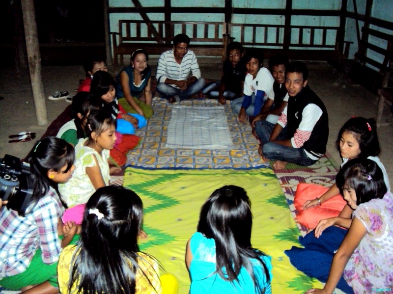 Likon Sanaba - a traditional game played by a Wangoo Community :: 25 September 2012