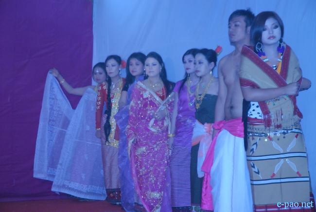 Fashion show at Manipur Chinzak festival 2010 :: 16 November 2010