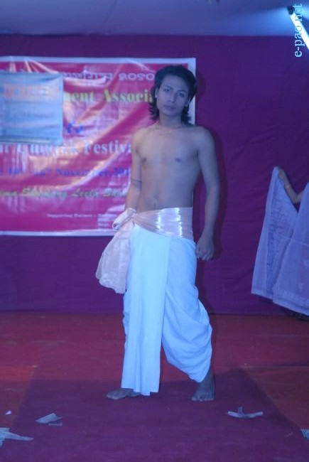 Fashion show at Manipur Chinzak festival 2010 :: 16 November 2010