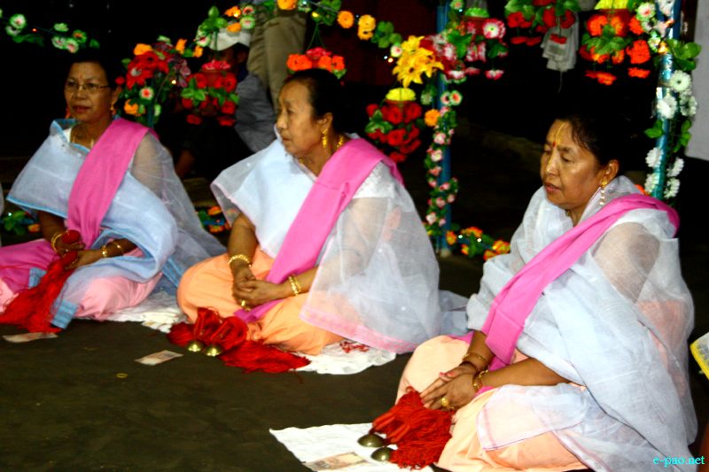 Devotees sing devotional songs at Mandop on occasion of Jhulon Festival at Khuyathong, Imphal :: August 02 2012