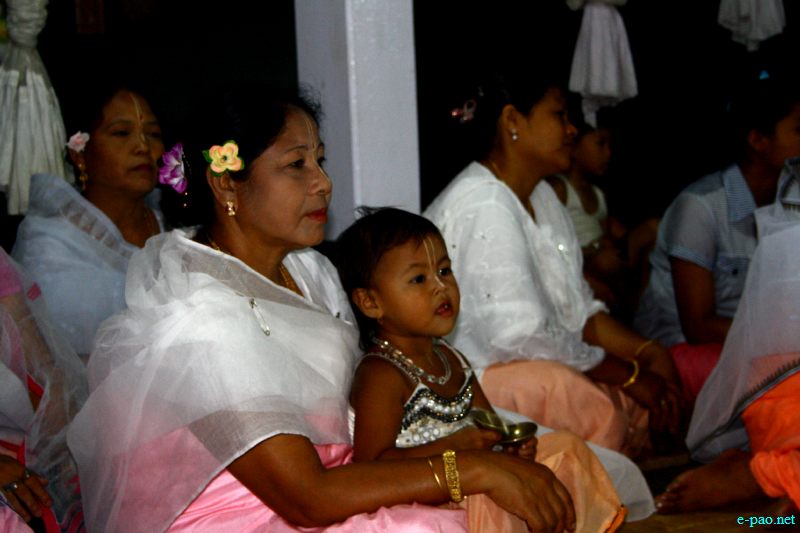 Devotees sing devotional songs at Mandop on occasion of Jhulon Festival at Khuyathong, Imphal :: August 02 2012