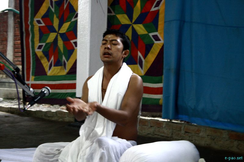 'Wari Taba' (Story telling) as practiced during Kang (Rath Yatra) Festival days :: June 22 2012