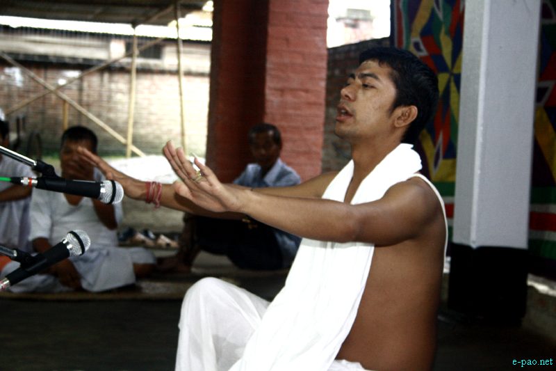'Wari Taba' (Story telling) as practiced during Kang (Rath Yatra) Festival days :: June 22 2012