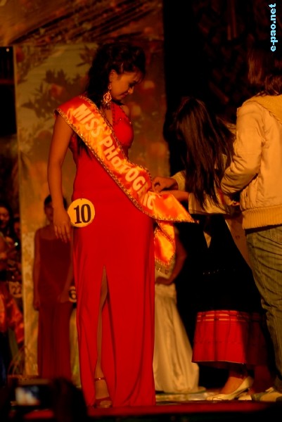 Winners of Orange Queen Contest 2009-2010  :: 10 December 2009