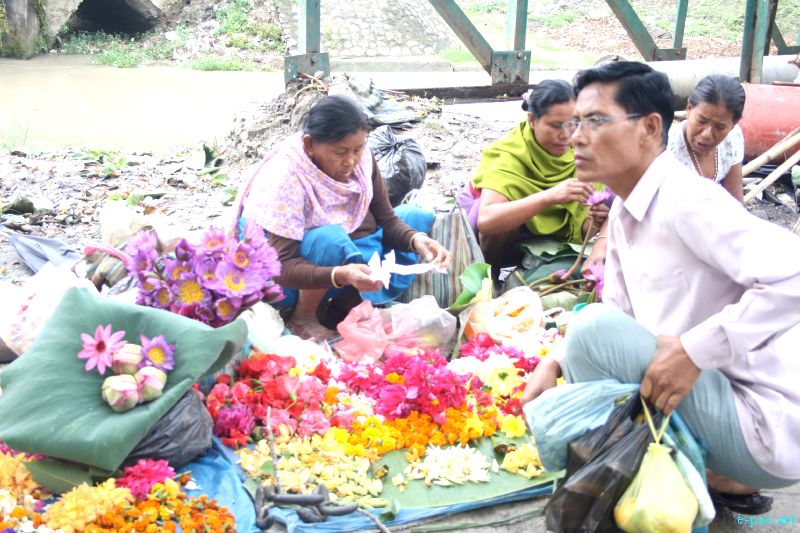 Leihao - a local flower adorned by ladies - at Khwairamband Keithel :: 3 June 2012