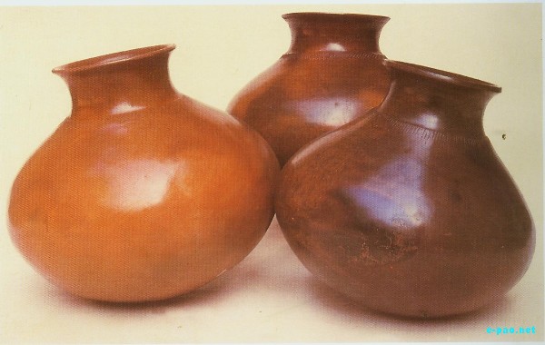 Traditional Pottery Designed by Naorem <I>Ongbi</I> Neelamani Devi
