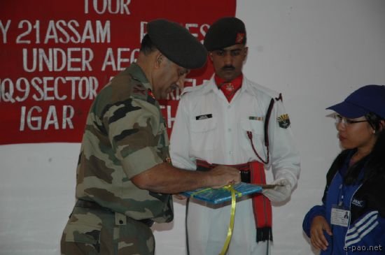 Assam Rifle sponsored National Integration tour to Delhi and Agra :: November 18 2007
