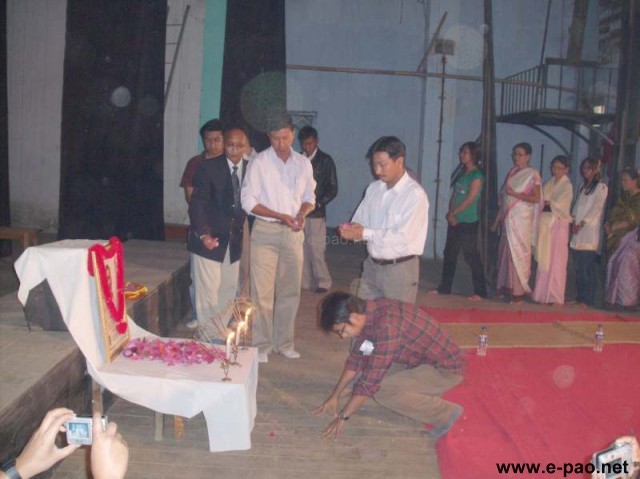 Floral Tributes for Oja Kishan and a Book Release :: 22 Mar 2009