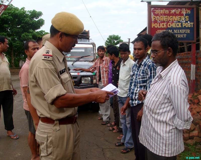 Checking for valid documents at Jiri Foreigner Check-post, Manipur Assam Border, by Manipur Police :: 03 September 2012