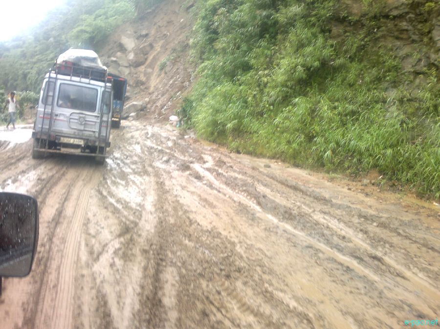 Deplorable condition of National Highway 37 (NH-37) Imphal - Jiribam Road :: July 2012