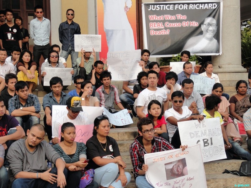 Justice for Loitam Richard : Protest at Town Hall, Bangalore :: 20 May 2012