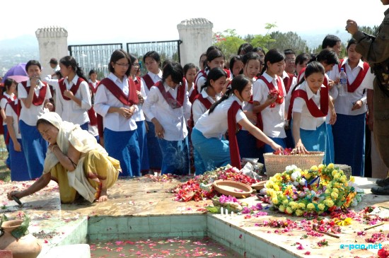 Floral tributes at Cheiraoching :: April 13 2009
