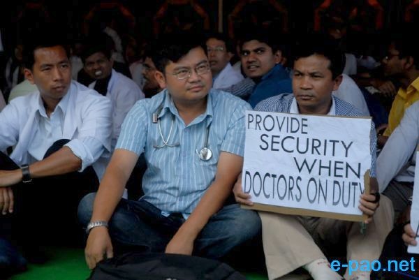 RIMS Student Protest Doctor Abduction at Churachandpur :: 20 July 2010