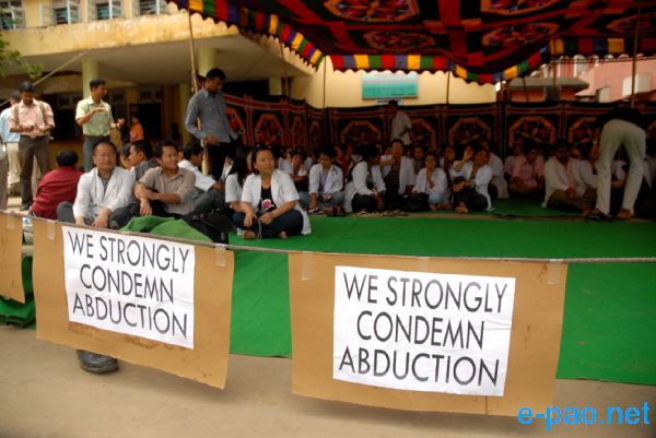 RIMS Student Protest Doctor Abduction at Churachandpur :: 20 July 2010