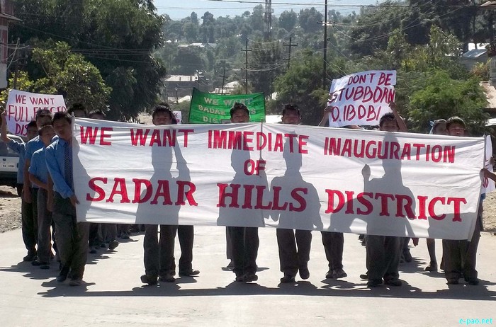 Students and Teachers Mass Rally at Kangpokpi  for Sadar Hills District creation :: October 14 2011