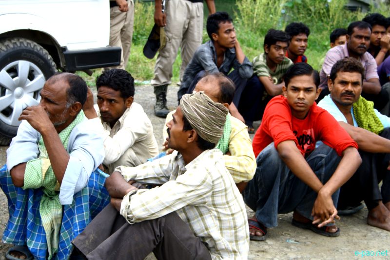 Police conducting operation for individuals illegally staying Manipur at Khuyathong , Nagamapal and Babupara :: 31 August 2012