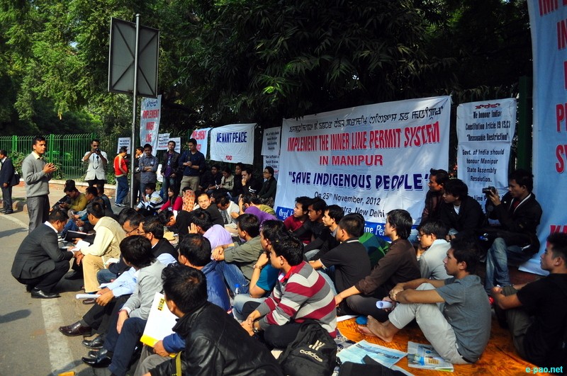 Sit-in-demonstration for ILPS implementation in Manipur at Jantar Mantar, New Delhi :: 25 November 2012