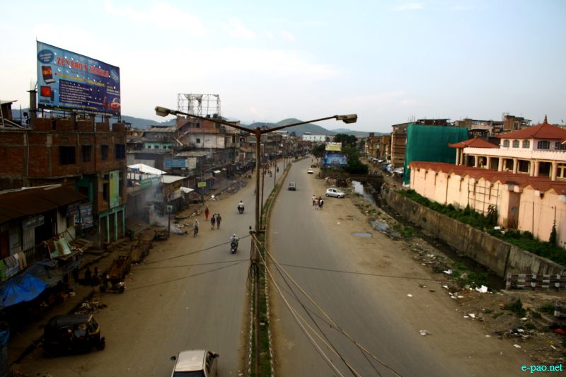 Empty streets due to North East bandh called by North East Student Organisation in Imphal City :: 06 September 2012