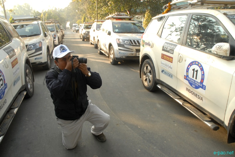 ASEAN-INDIA Car Rally 2012  passing through Imphal and Flagged-Off from Kangla by CM of Manipur :: 15 December, 2012