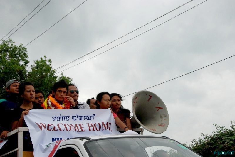 Khadangbam Kothajit - Hockey Player at the London Olympics being welcomed at Imphal :: August 22 2012