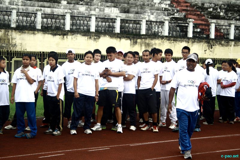Olympic Run Day observed in Manipur flagged off from Khuman Lampak Main Stadium :: June 23 2012