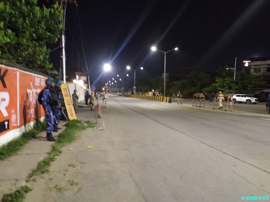 Scene at night time in Imphal during curfew hours :: May 29th 2023