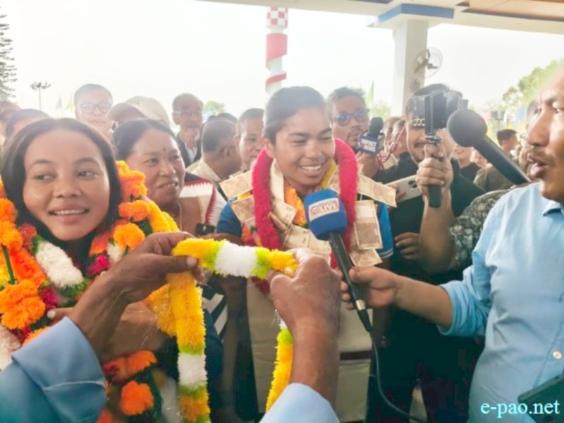 Reception of Pukhrambam Sushila Chanu & Bichu Devi Kharibam  at Imphal Airport :: October 05th 2026