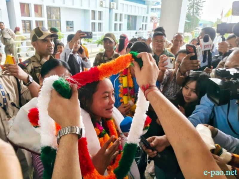 Reception of Pukhrambam Sushila Chanu & Bichu Devi Kharibam at Imphal Airport :: October 05th 2026