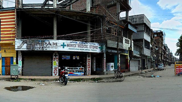 Khuyathong Traffic Point , Imphal, Manipur